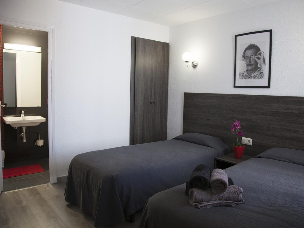 Apartaments Atzavara Calella Værelse billede
