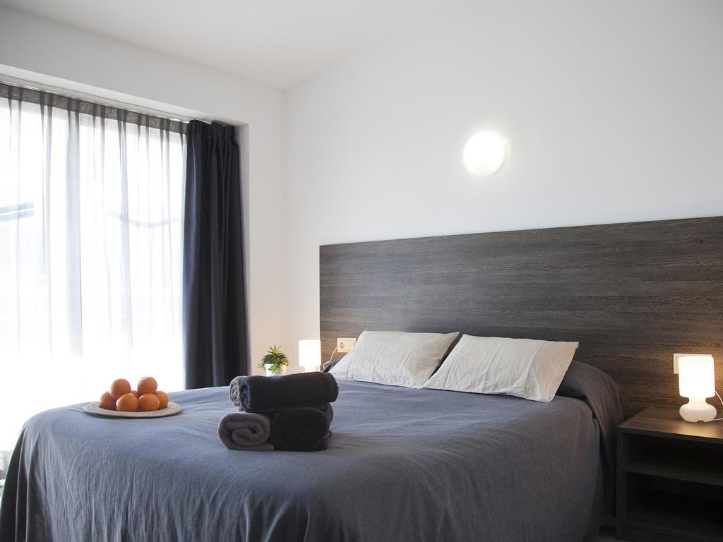 Apartaments Atzavara Calella Værelse billede