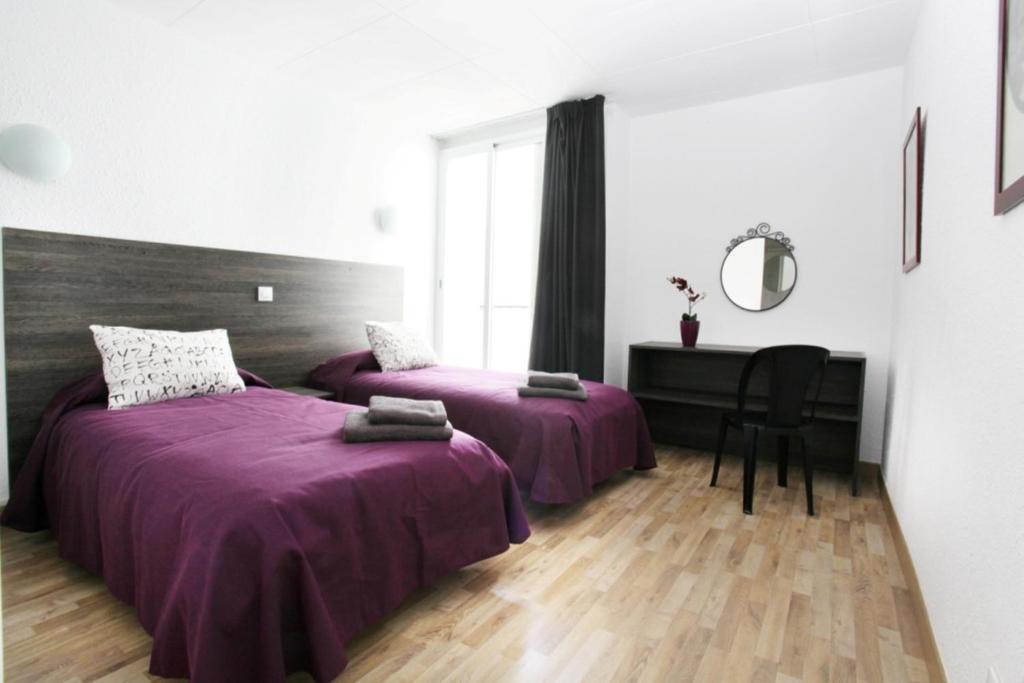 Apartaments Atzavara Calella Værelse billede