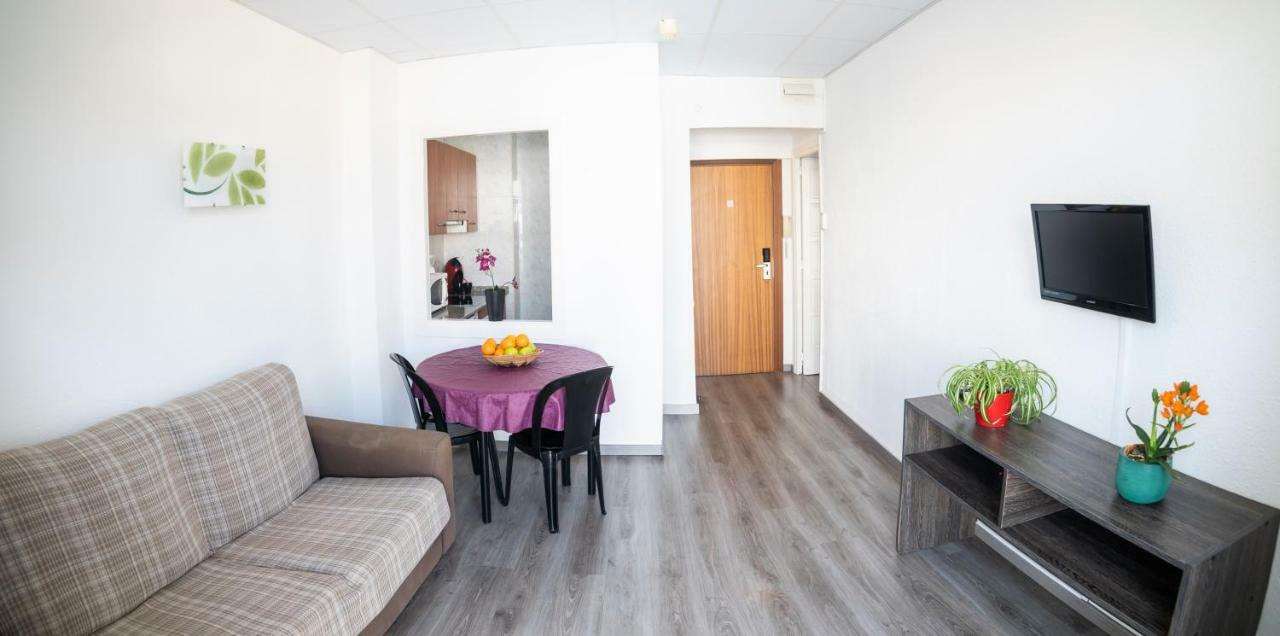 Apartaments Atzavara Calella Eksteriør billede